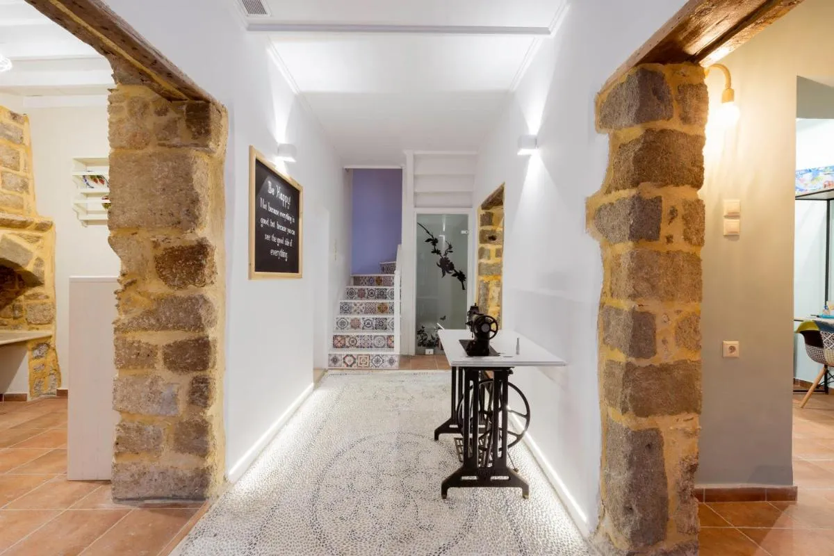 Image 2 of A33 Rhodes Old Town House
