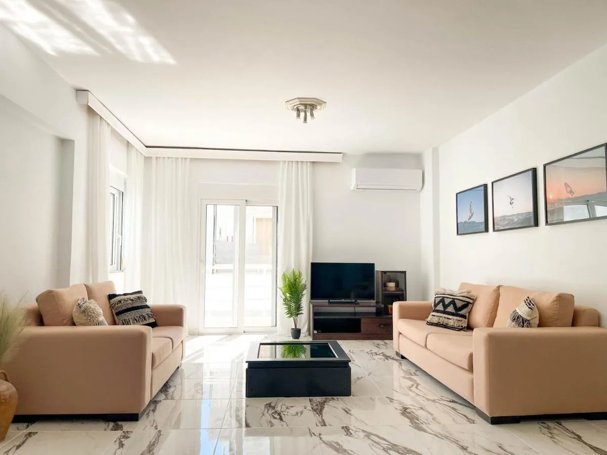 Image 4 of Aeolia seaview apartment