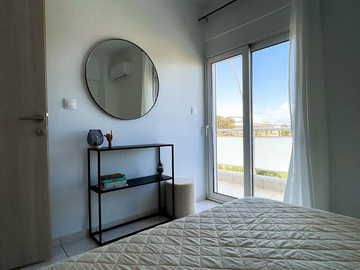 Image 6 of Aeolia seaview apartment