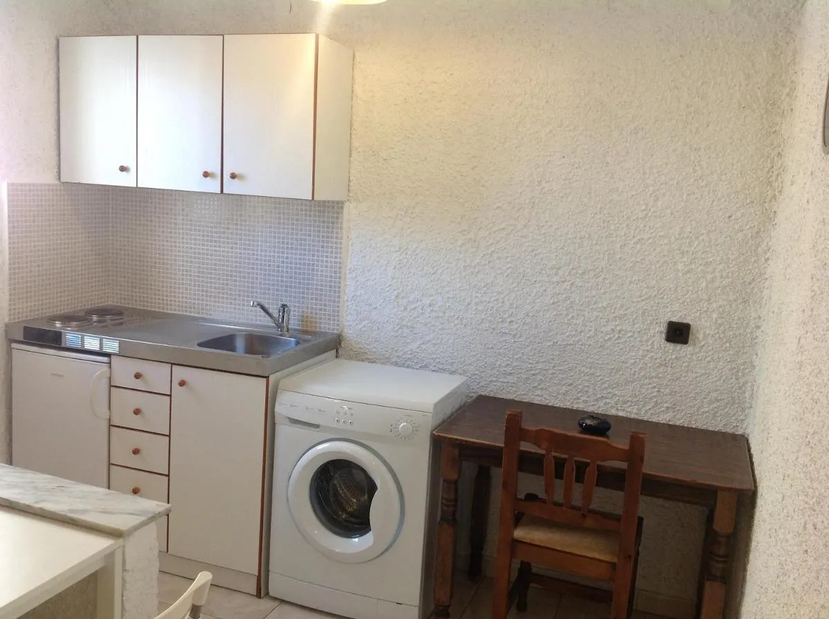 Image 2 of Aialion studios & apartments – Steve Apartments
