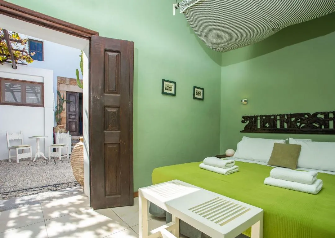 Image of Al 583 di Lindos