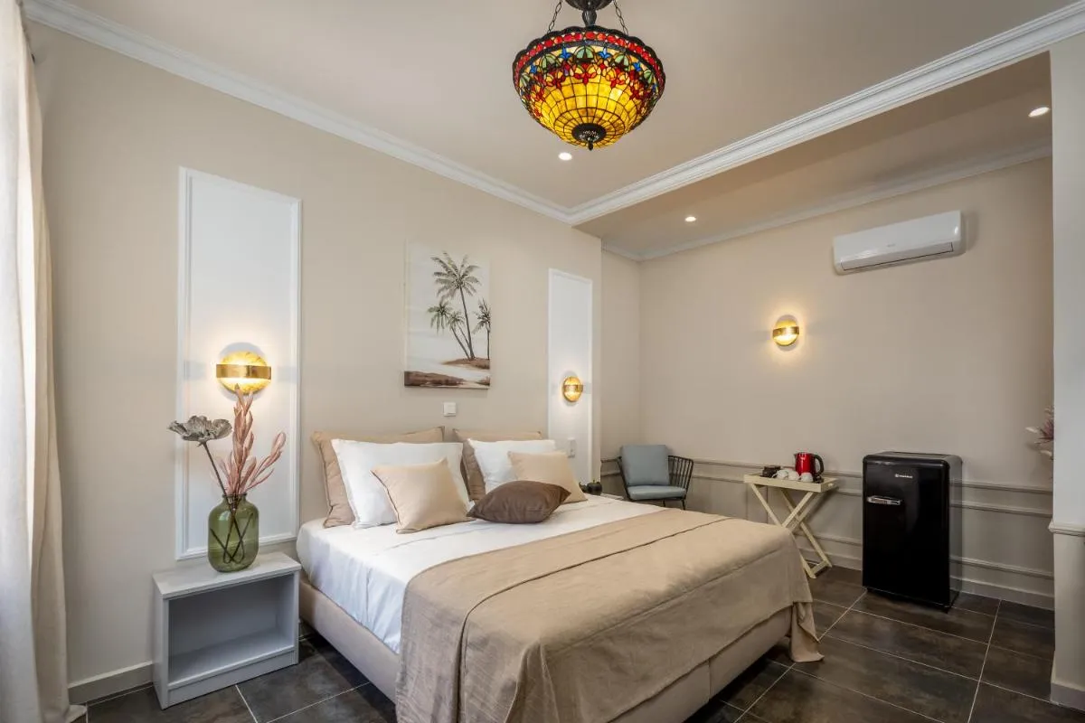 Image 2 of Alegrand Suites