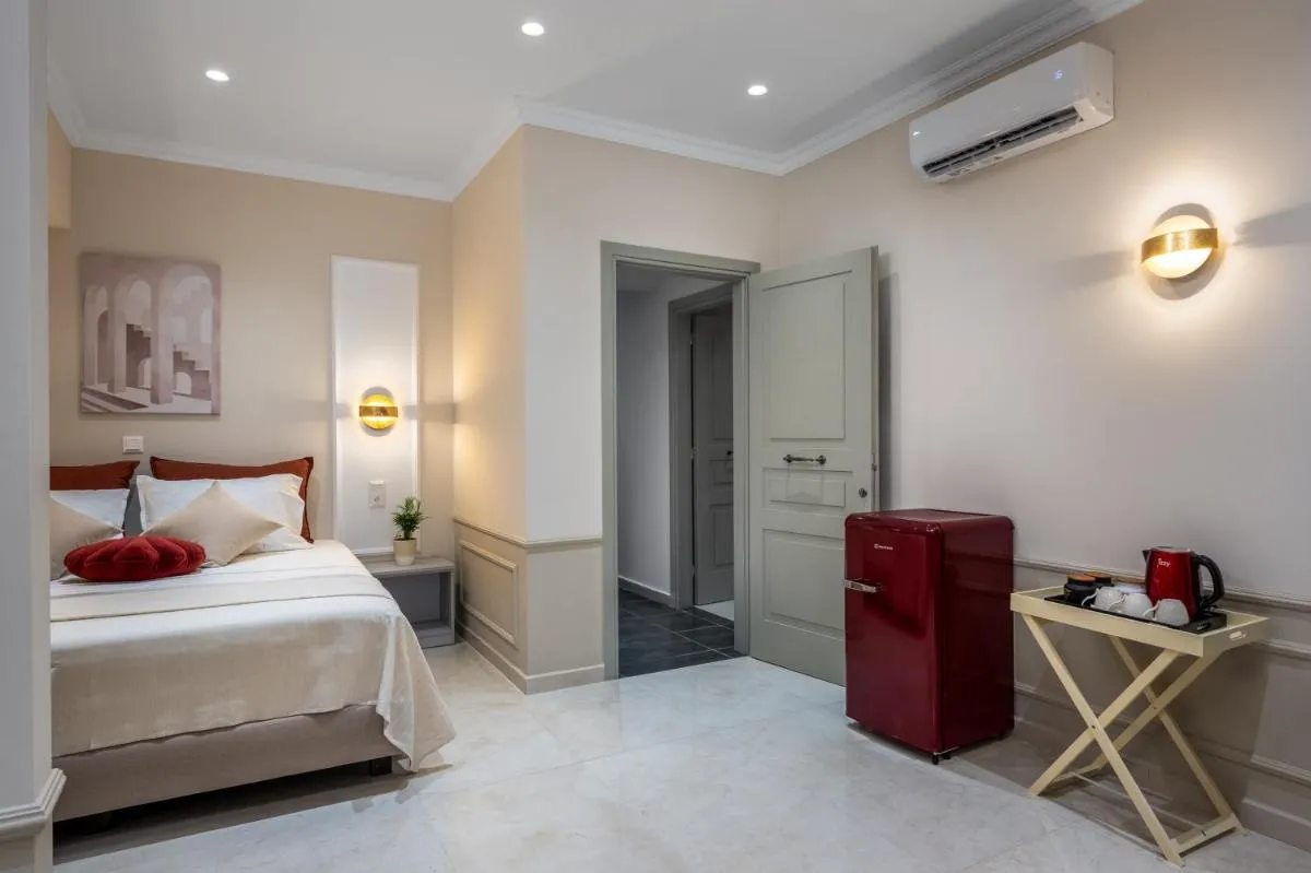 Image 5 of Alegrand Suites