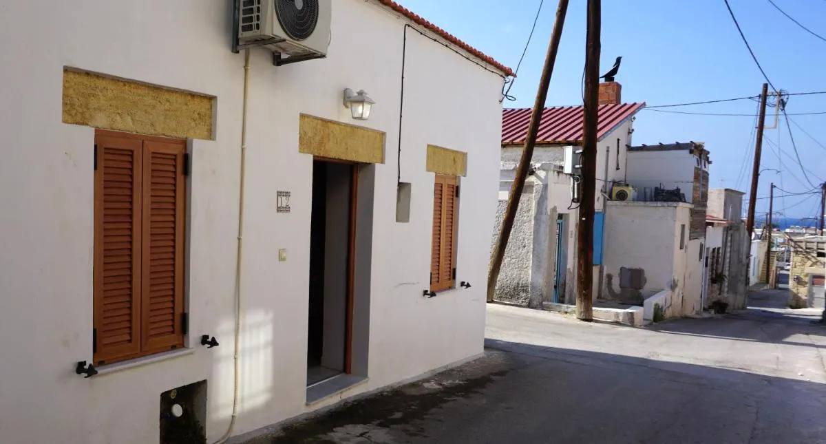 Image 2 of Alicia’s Traditional Home In Paradisi
