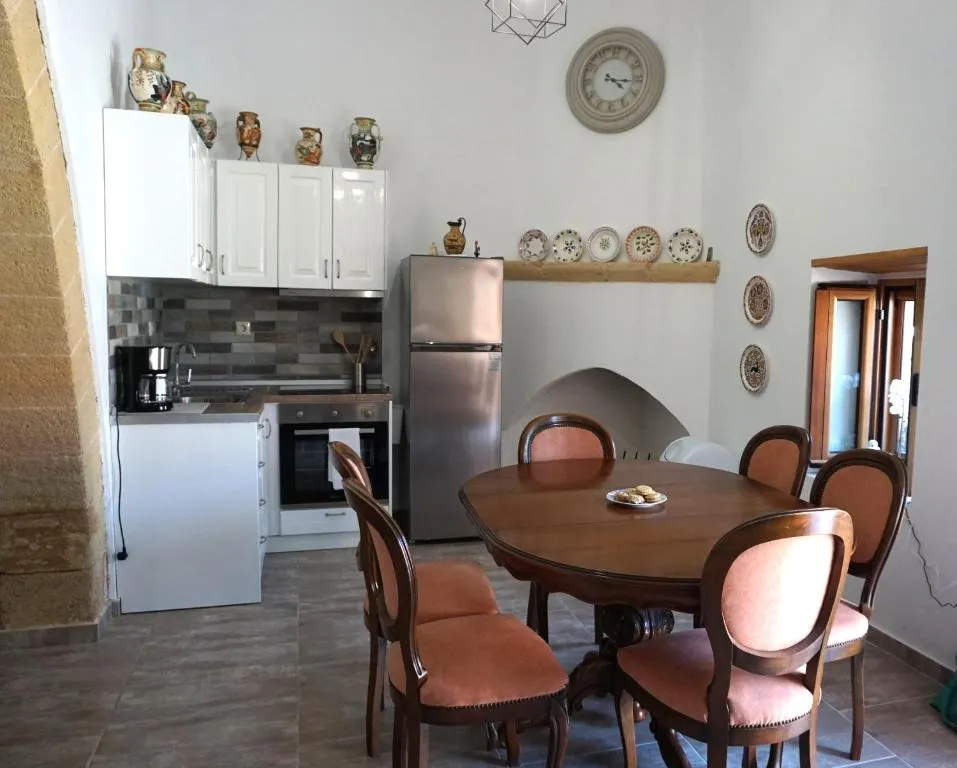 Image of Amalia’s Traditional Home in Paradisi