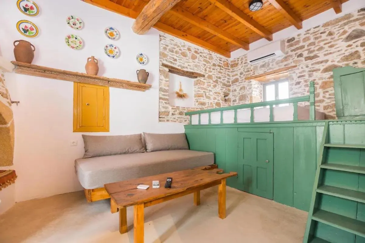 Image 1 of Amarantos-Traditional Village House-Apollona