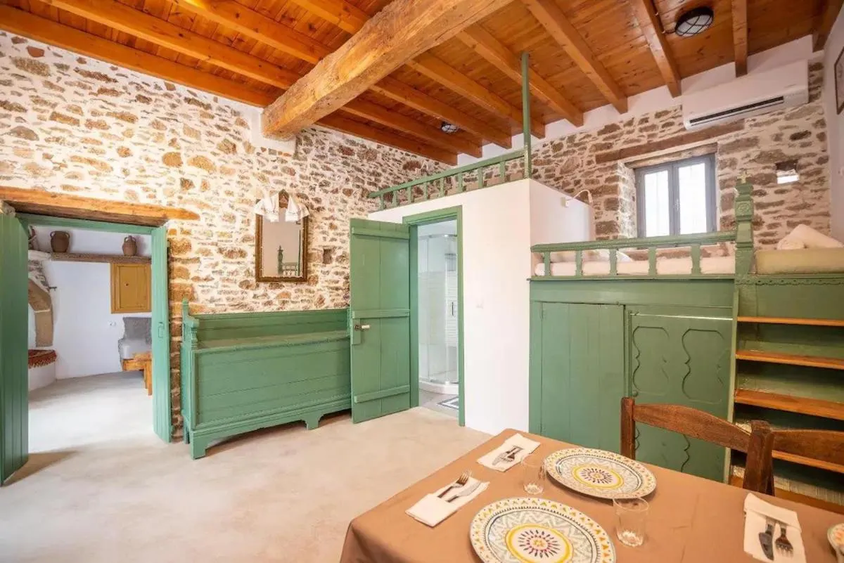 Image 5 of Amarantos-Traditional Village House-Apollona