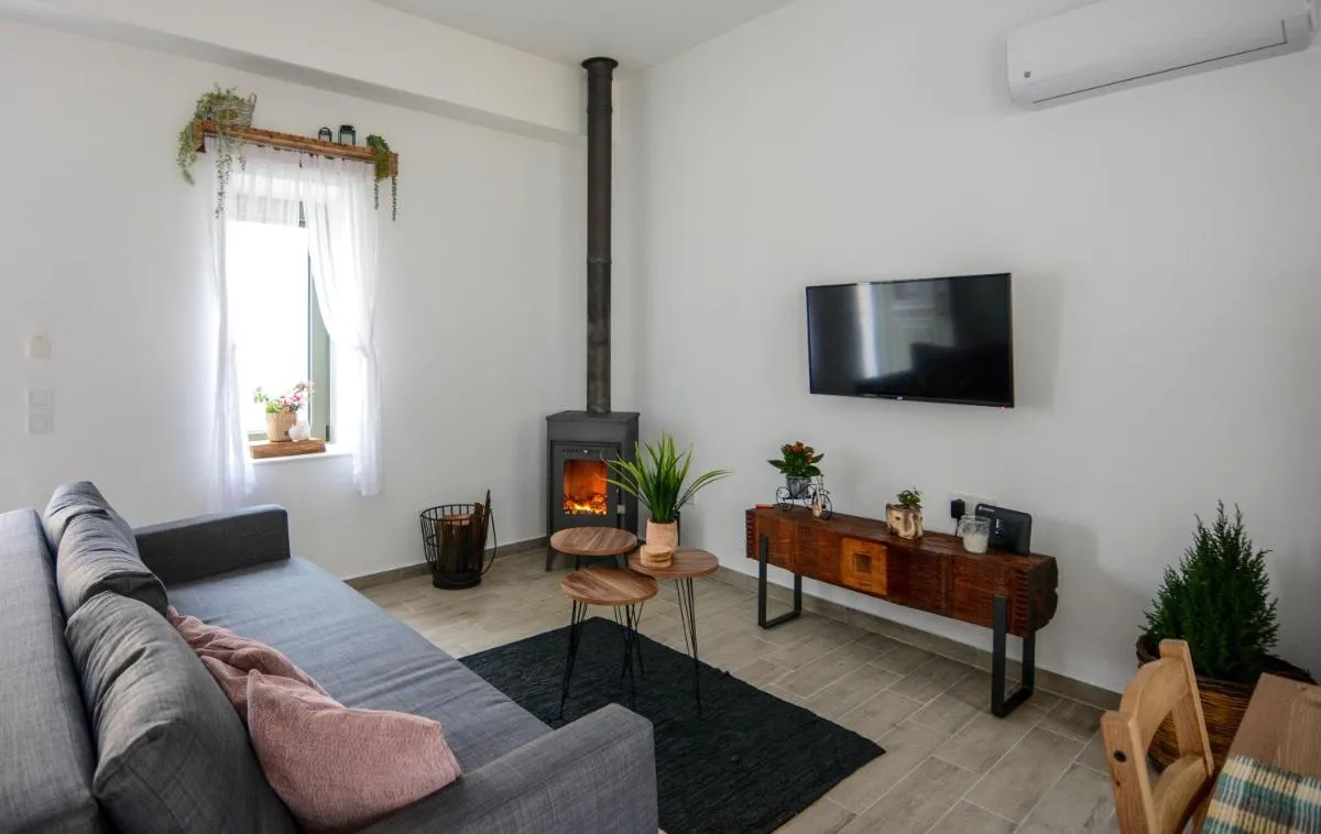 Image 1 of Anassa Mountain House