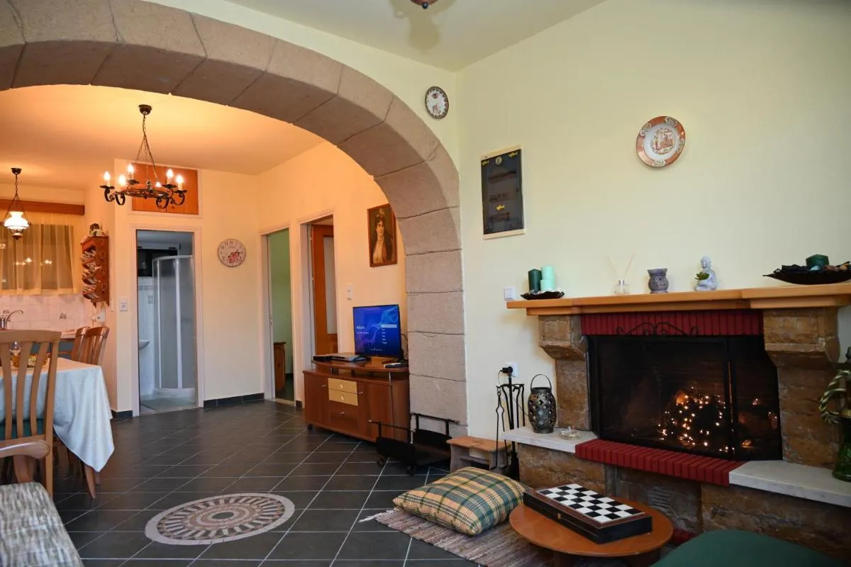 Image 4 of Anthias Beach Home