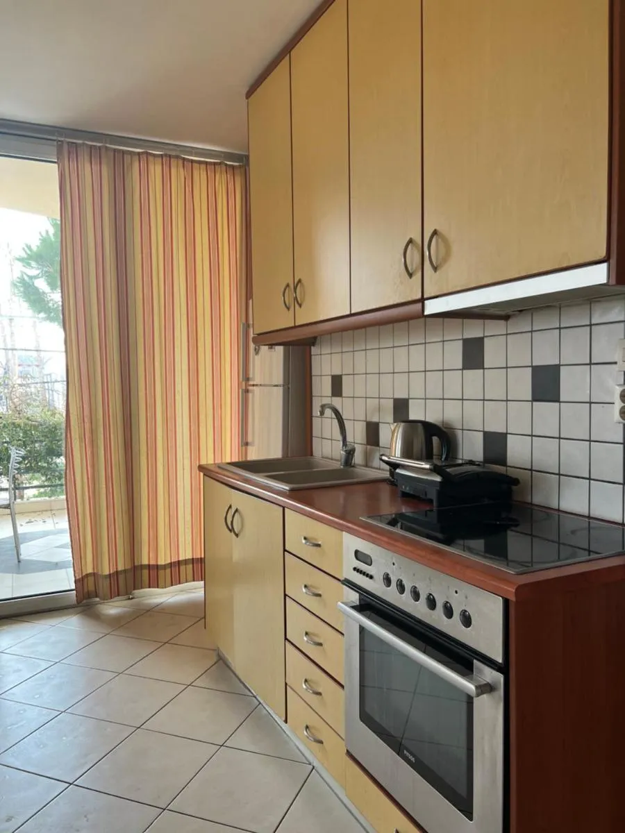 Image 3 of Appartment by the beach