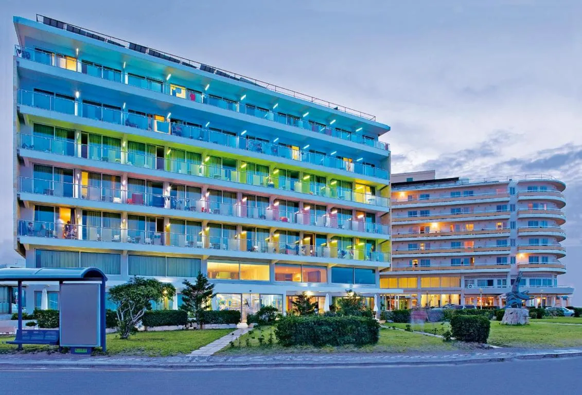 Image of Aquarium View Hotel