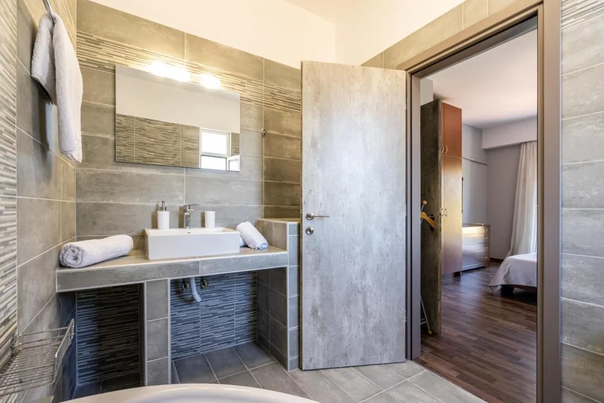 Image 5 of Aristos Garden Apartments