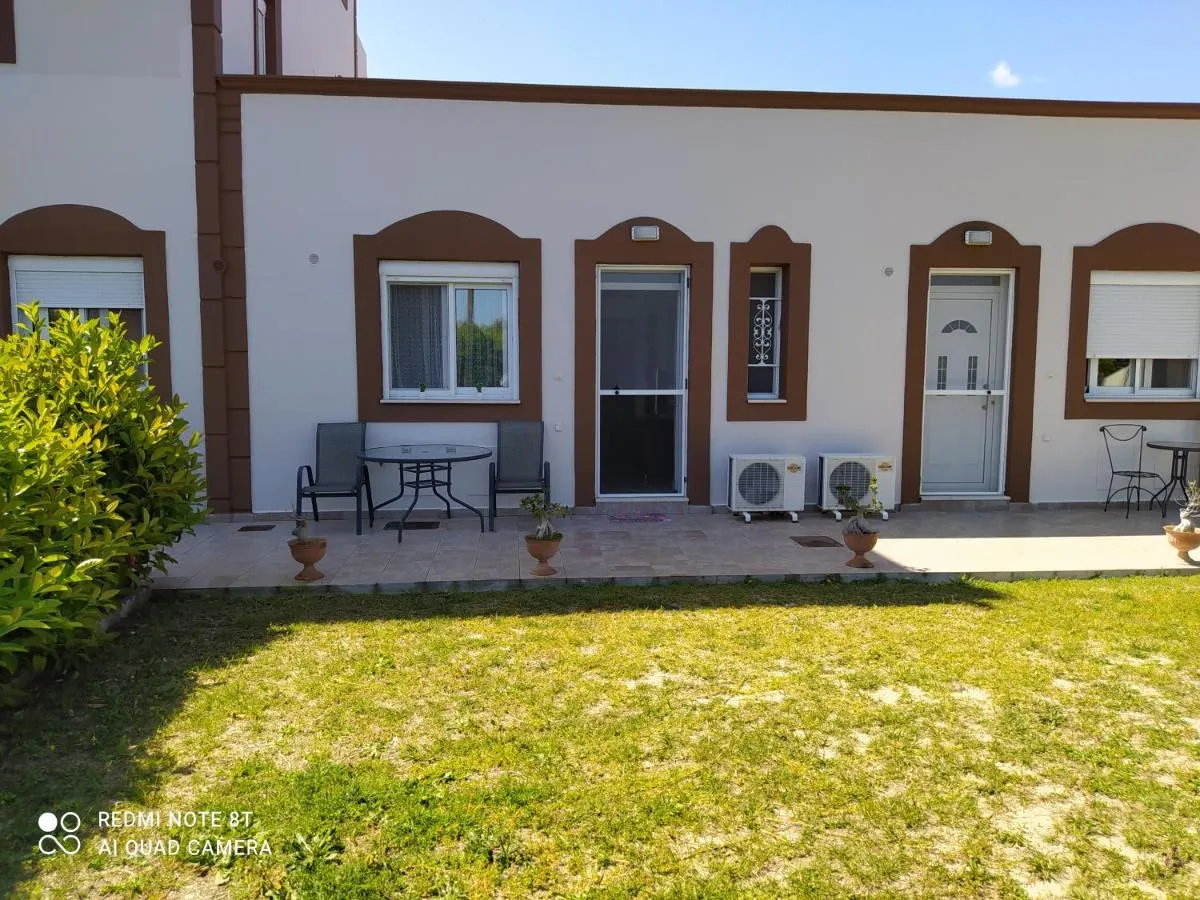 Image 4 of Artemisia Apartment
