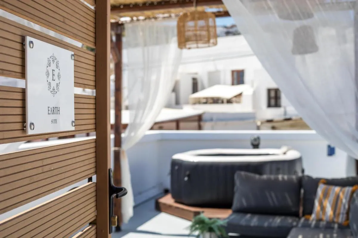 Image 2 of Bliss Luxury Suites