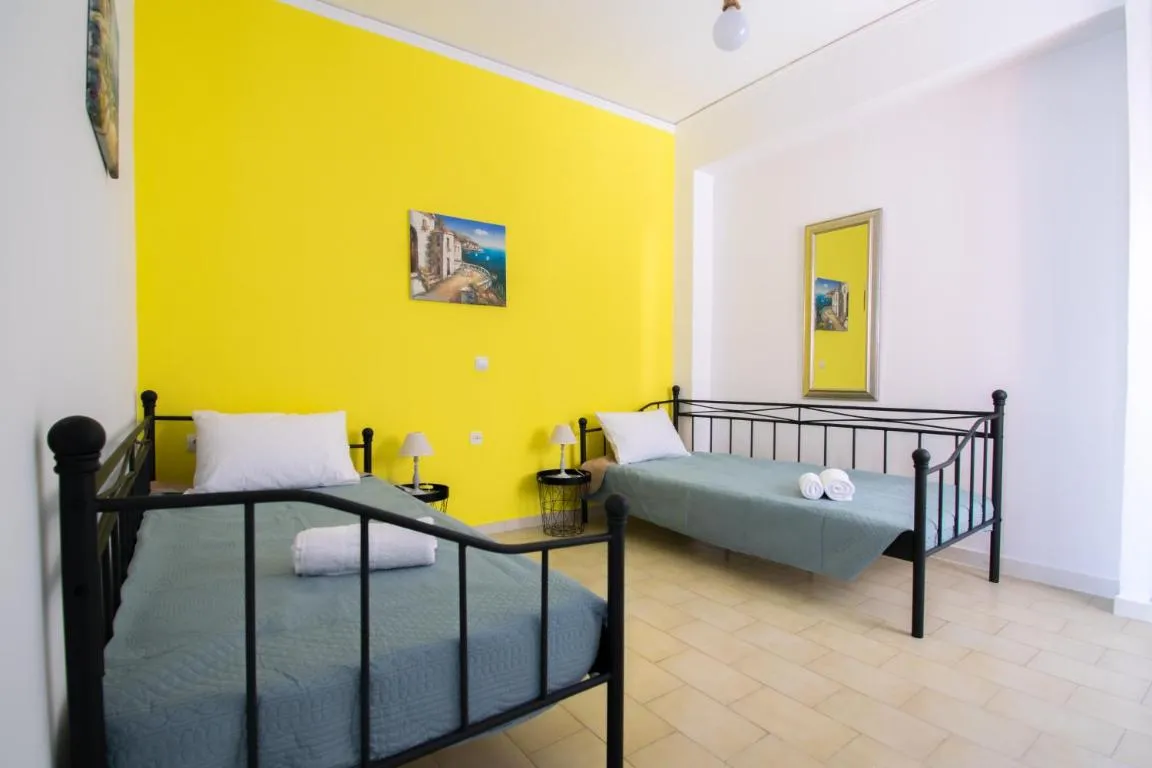 Image of CHAMBRE JAUNE