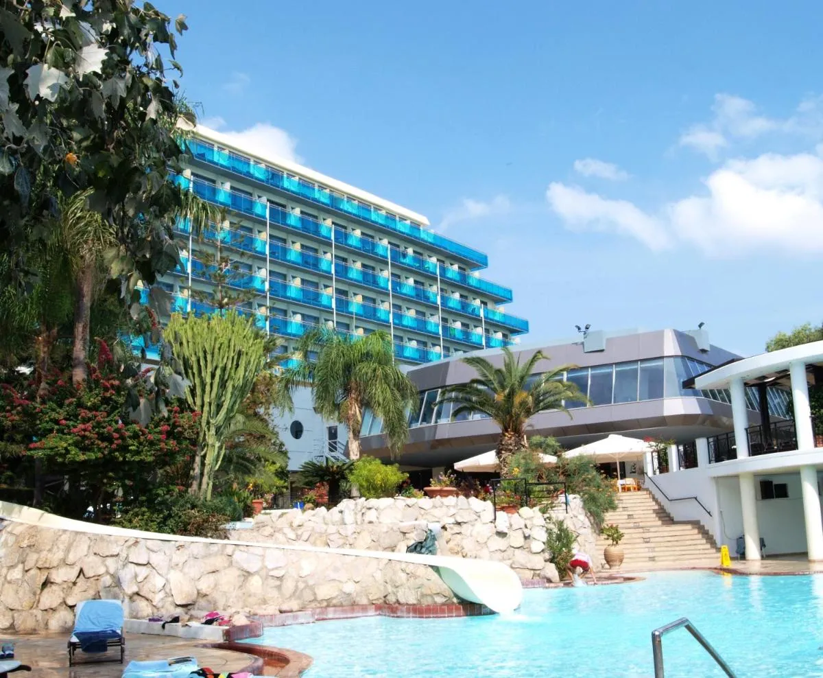 Image 2 of Calypso Beach