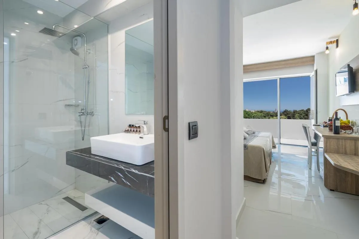 Image 2 of Castellum Suites – All Inclusive