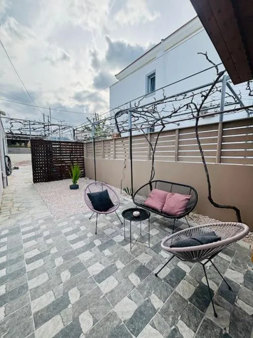 Image 5 of Charming 2-bed house in Kremasti