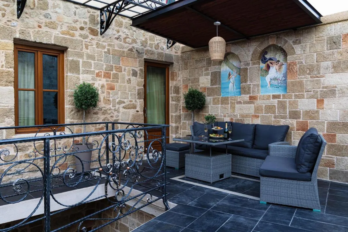 Image 2 of Chateau Anax Boutique Hotel