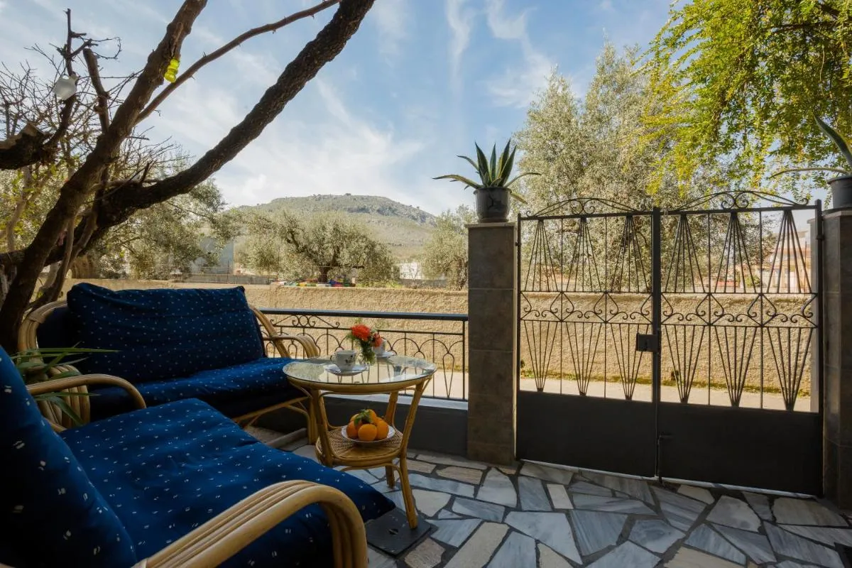 Image 4 of Cozy Archangelos apartments with private parking