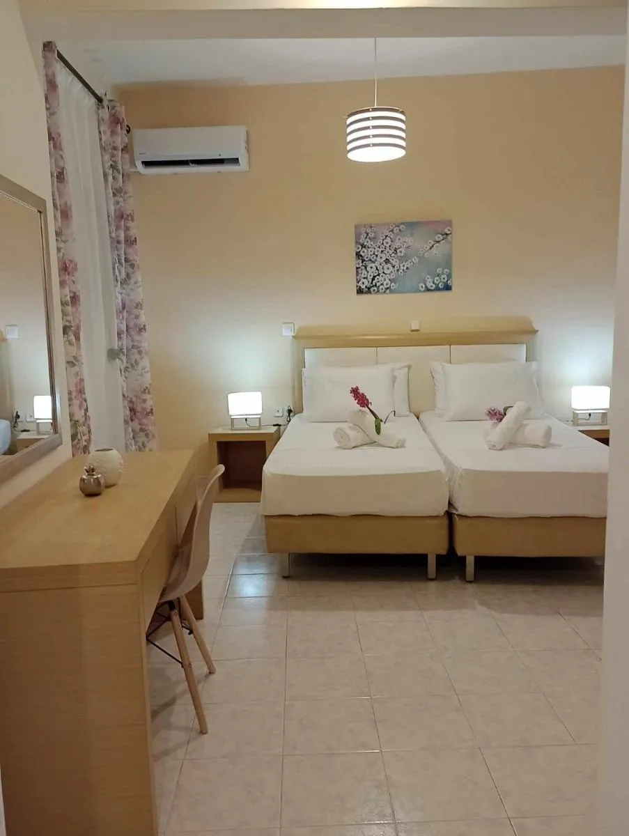 Image 3 of Cozy Kremasti Apartment