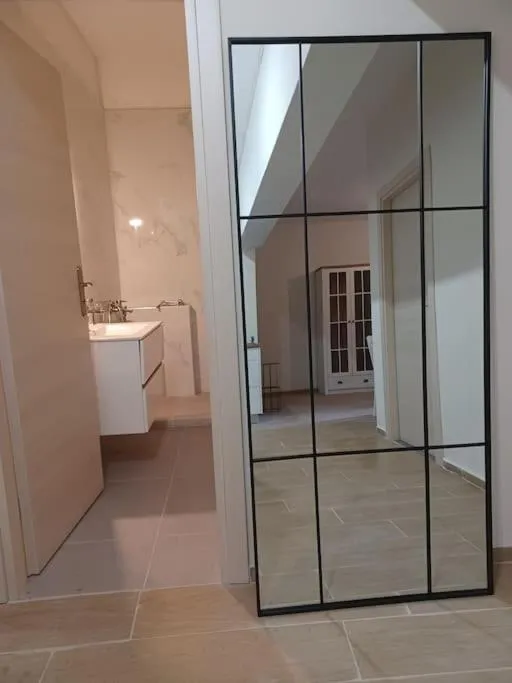 Image 3 of Cozy Rhodian Home