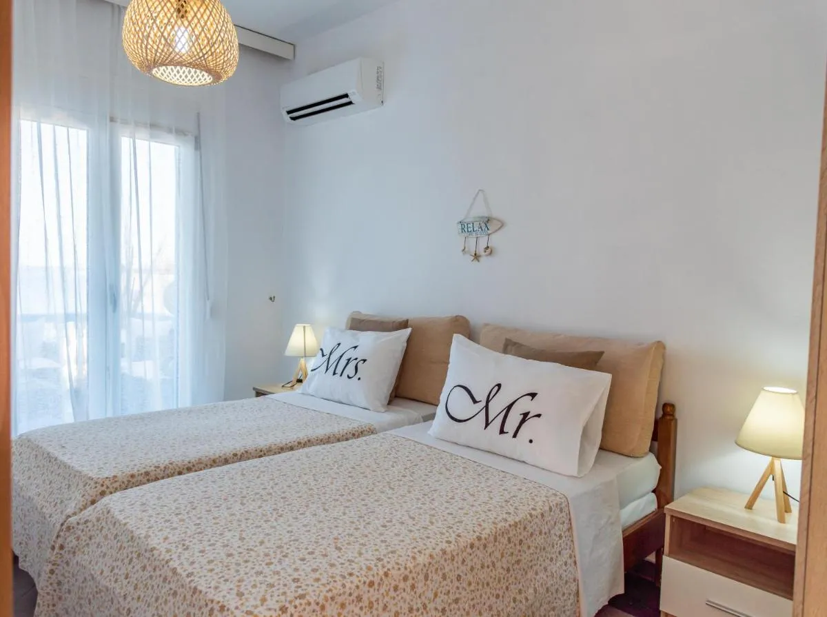 Image 1 of Dimitras Luxus House