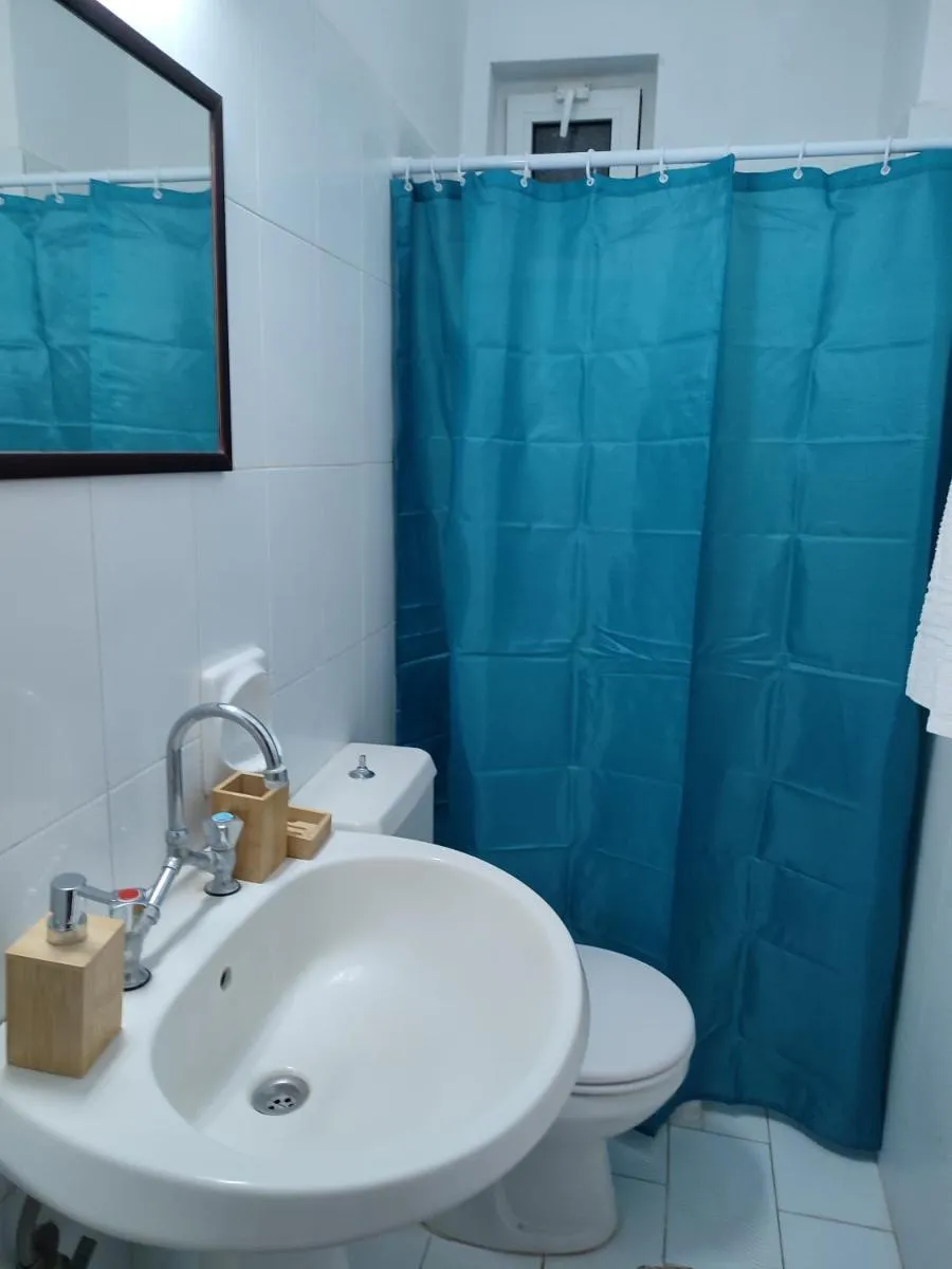 Image 3 of Dolphin Apartments