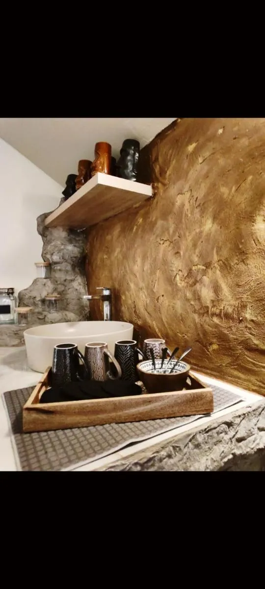 Image 6 of Ethnic Cave Suite