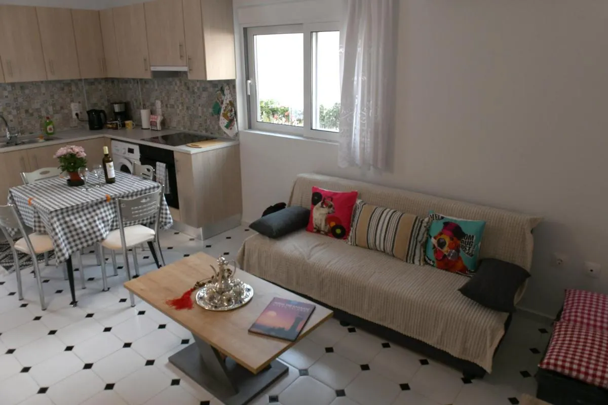 Image 3 of Evelyn’s Cozy Apartment