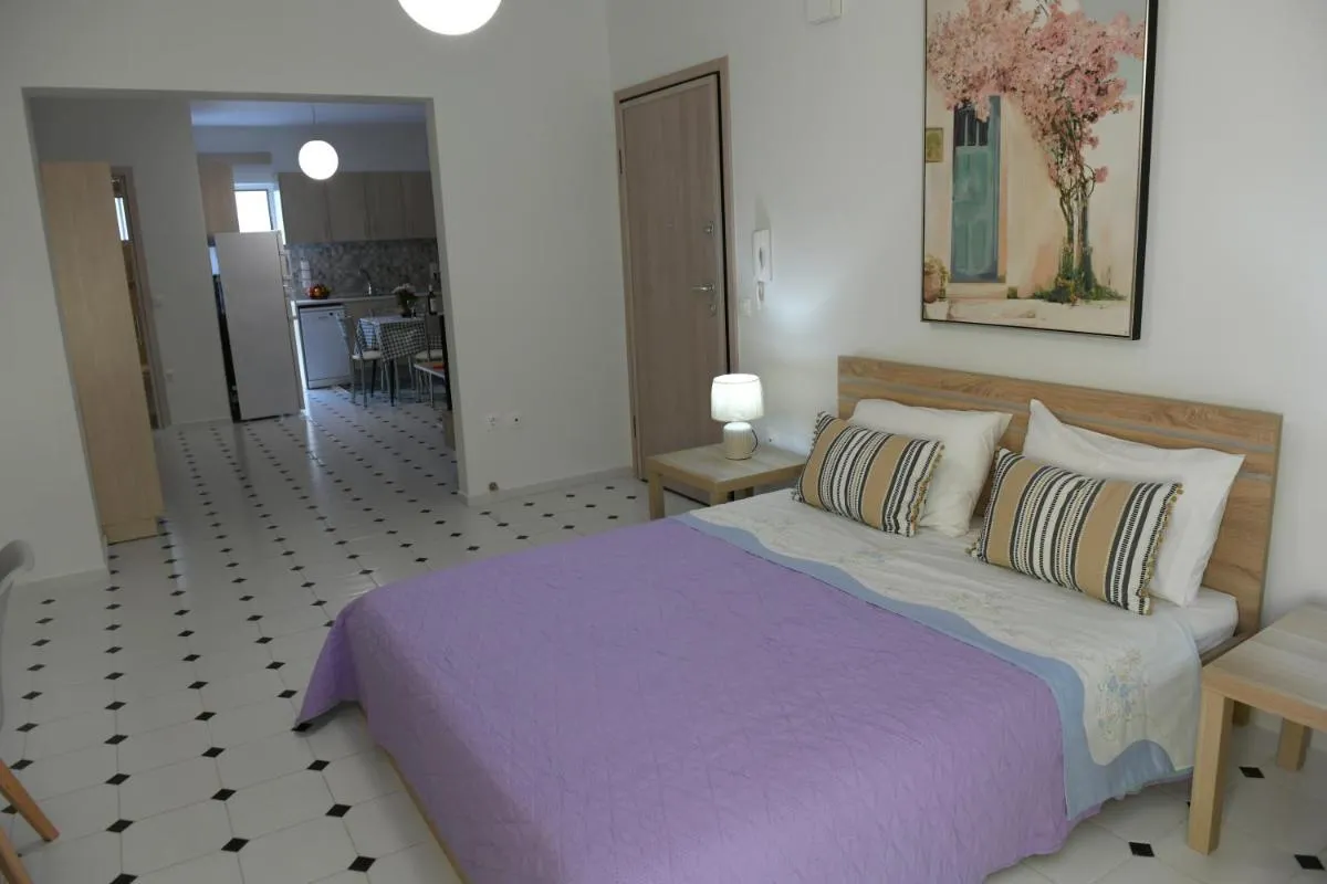 Image 1 of Evelyn’s Cozy Apartment