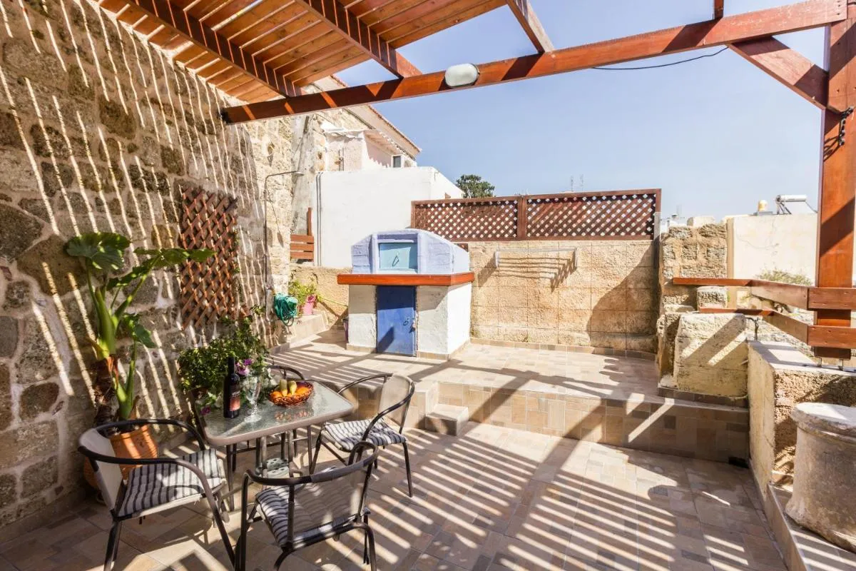 Image 3 of Galini Apartments Old Town
