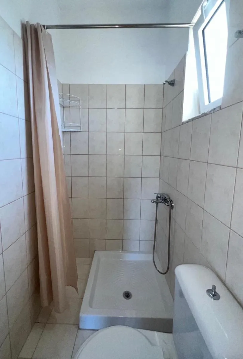 Image 3 of Gemini Apartment