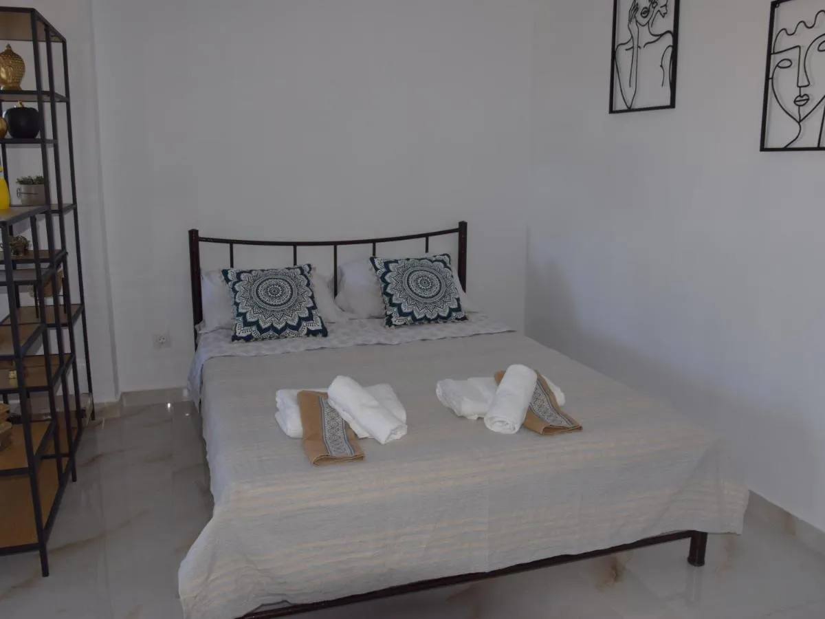 Image 6 of Gemini Apartment