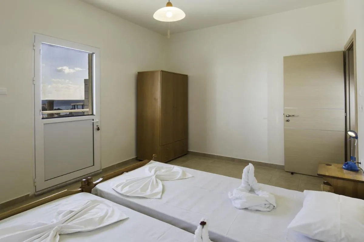 Image 2 of Georgias Apartments