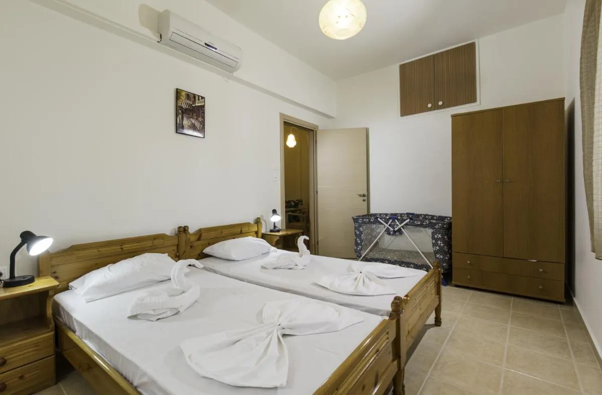Image 1 of Georgias Apartments