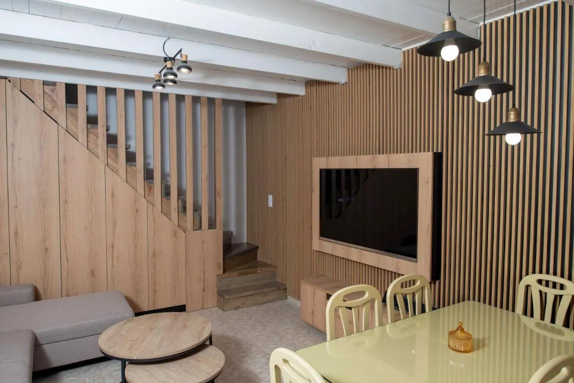 Image of Giannis House