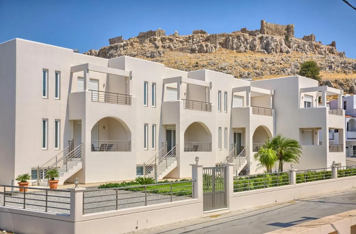Image 3 of Haraki Bay Hotel and Luxury Apartments
