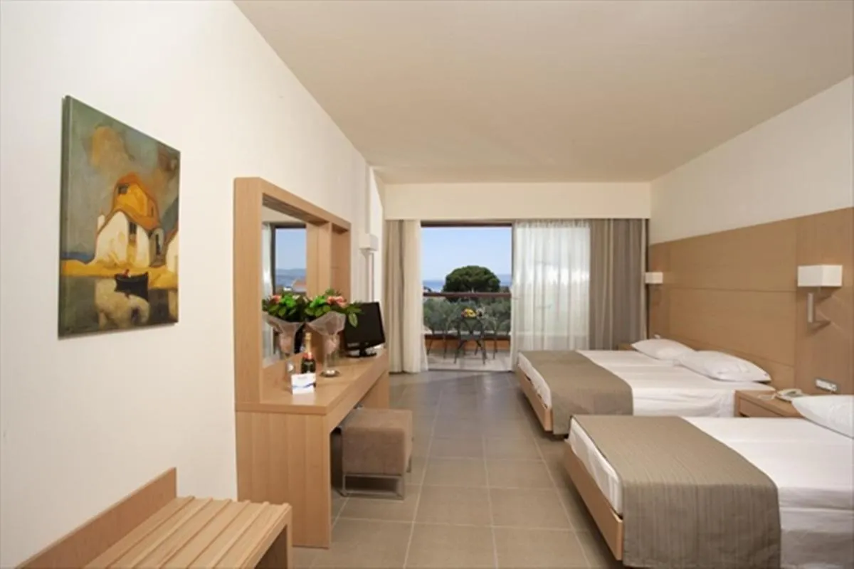 Image 6 of Island Blue Hotel