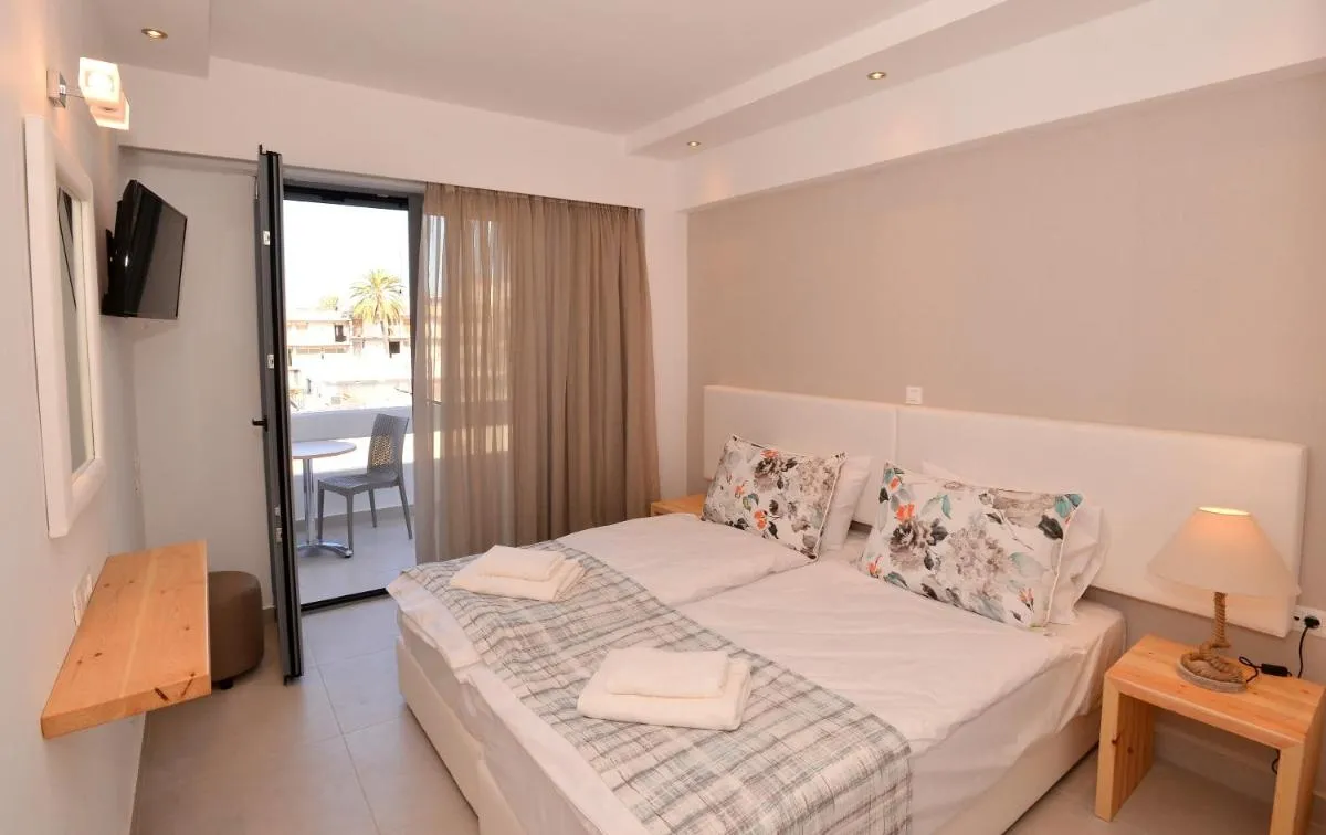 Image 6 of Island Dreams Rooms & Suites