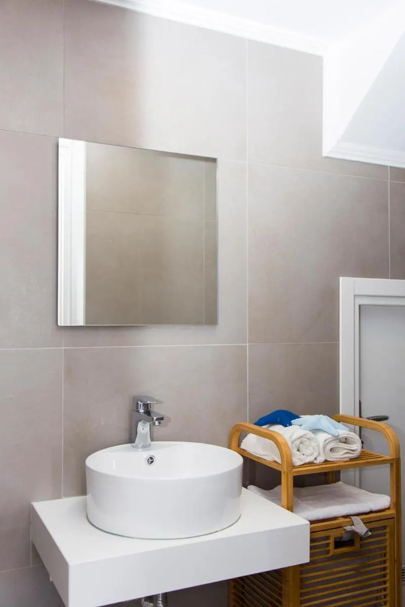 Image 3 of Lindos Del Mar Suites – Adults Only