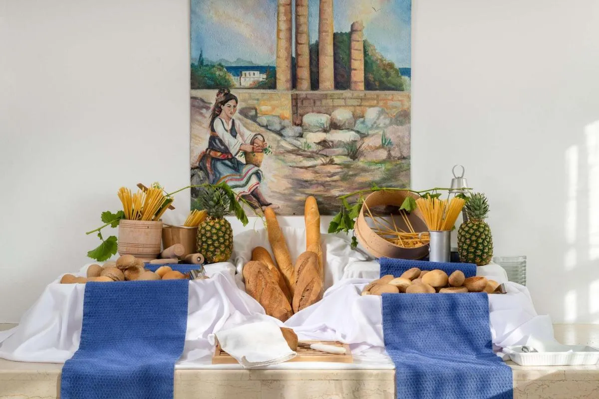 Image 4 of Lito Hotel