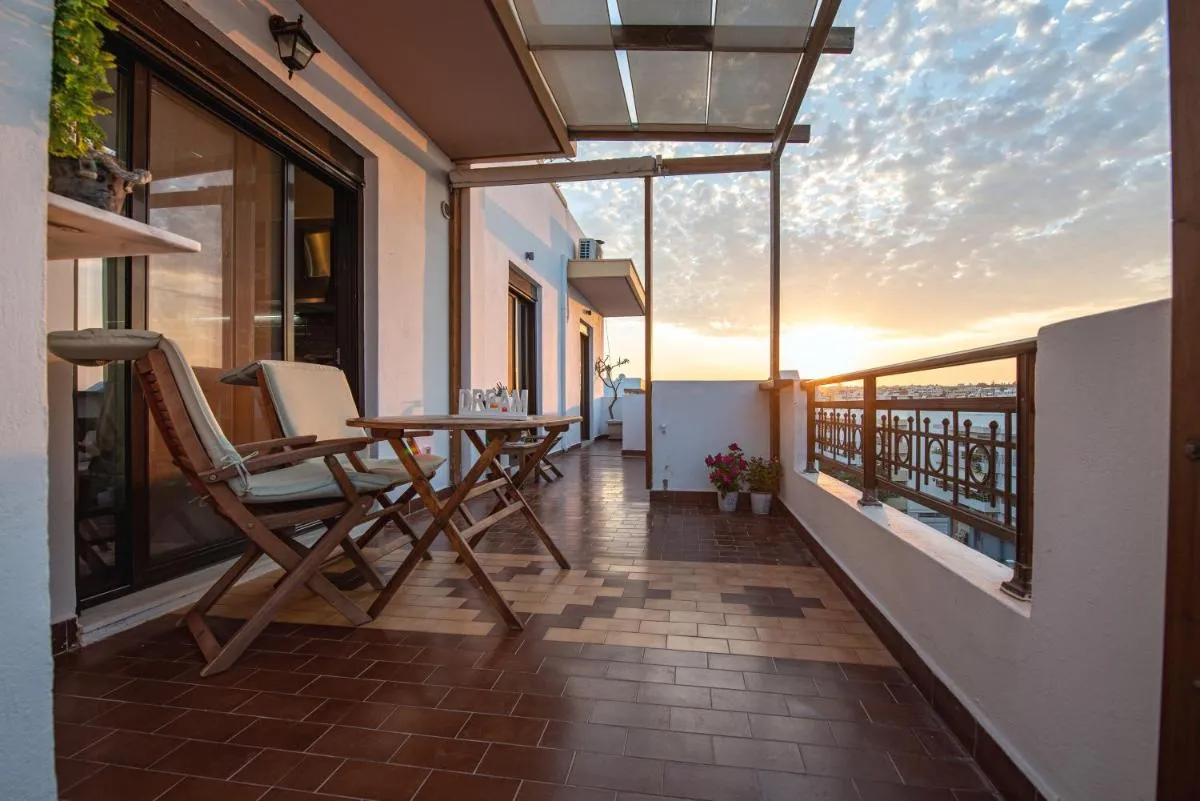 Image 5 of Loft style apartment near the Old Town