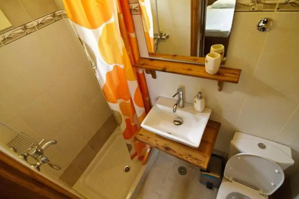 Image 6 of Mango Rooms