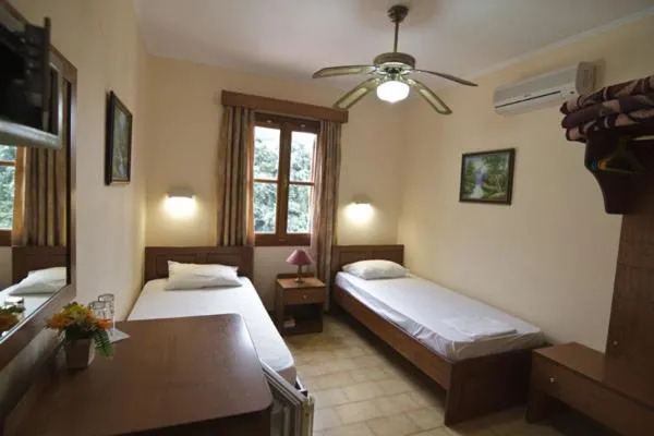 Image 5 of Mango Rooms