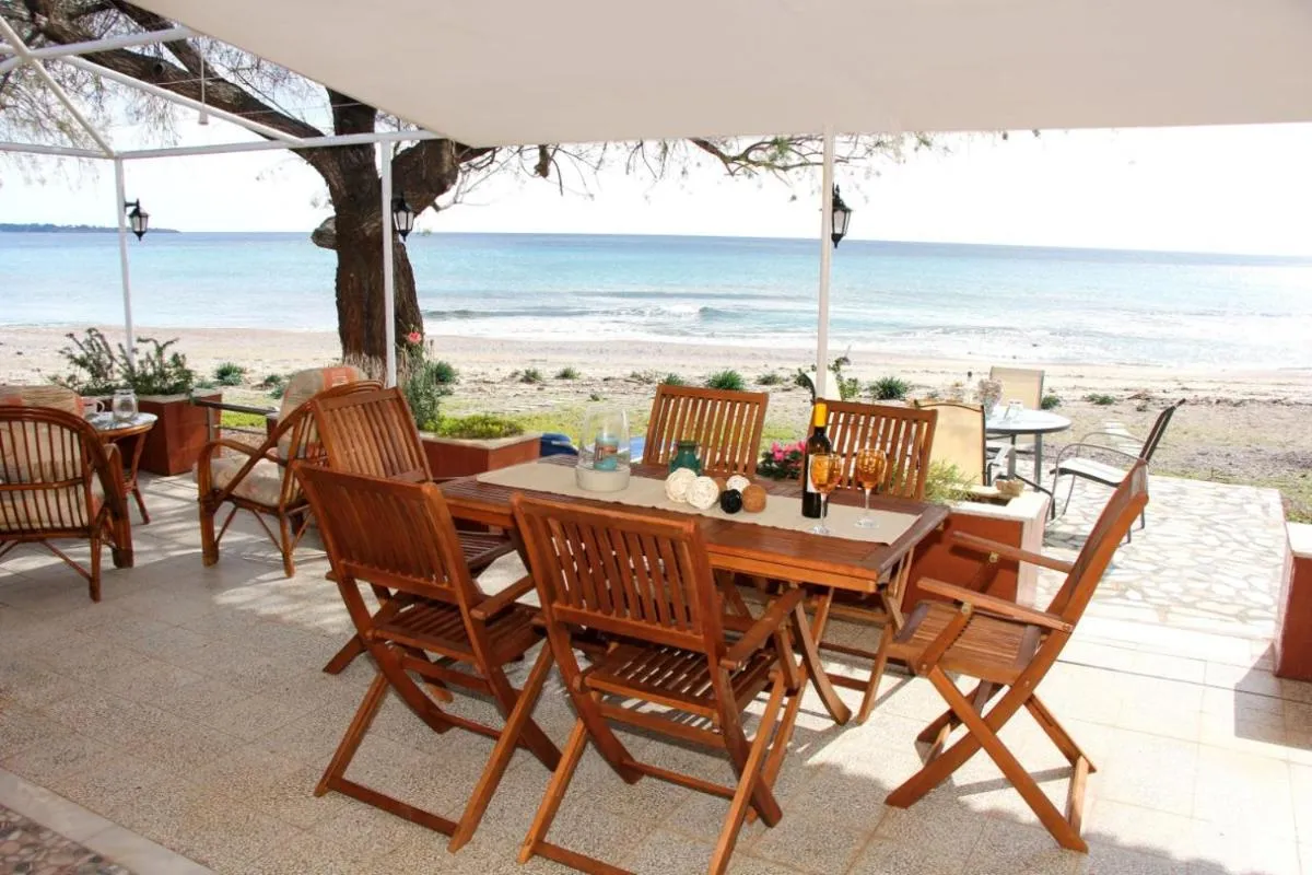 Image 4 of Marina Beach House