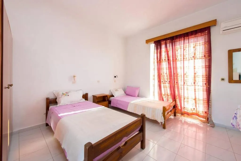 Image 1 of Merryland Studios & Apartments