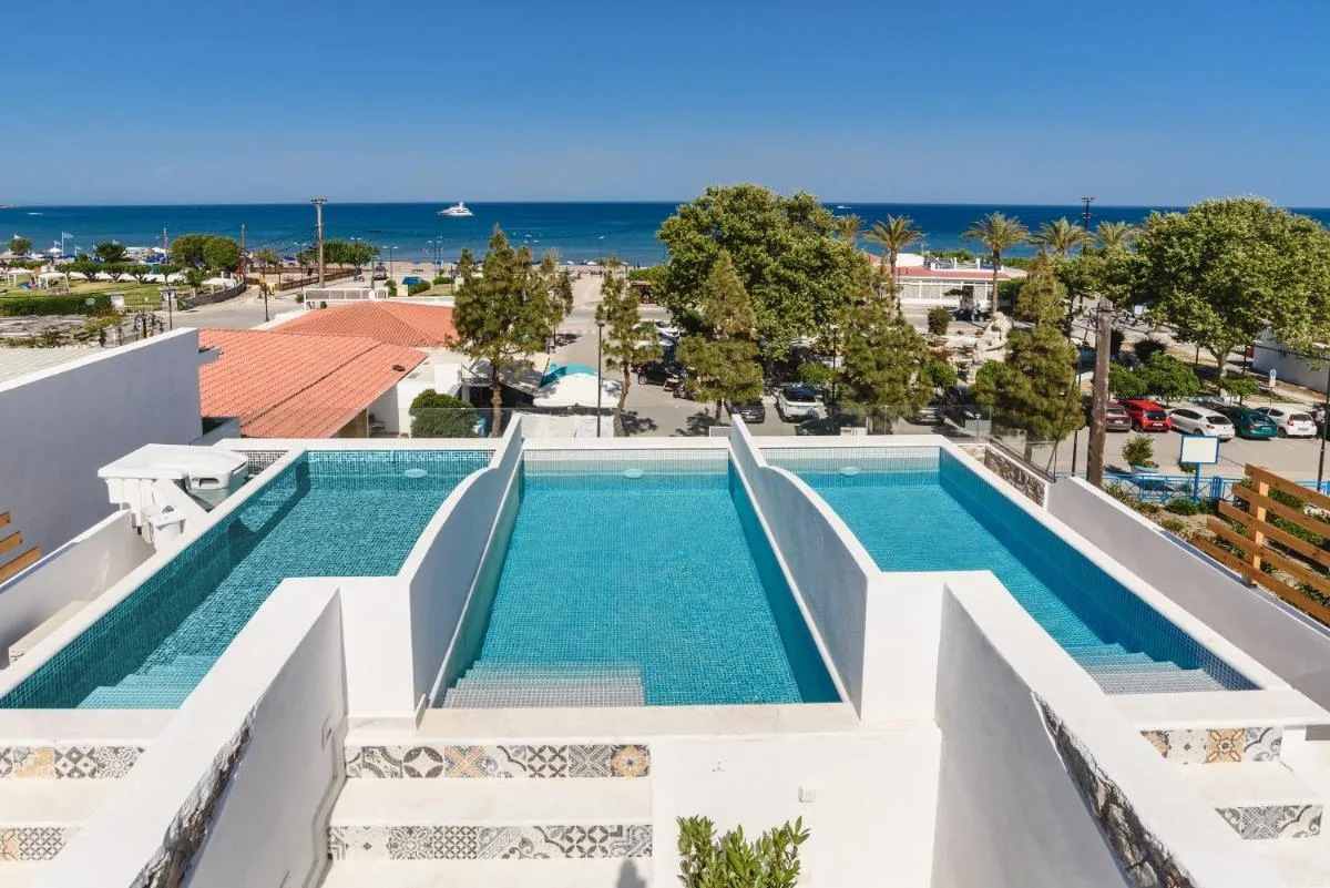 Image 3 of Mylos Luxury Escape