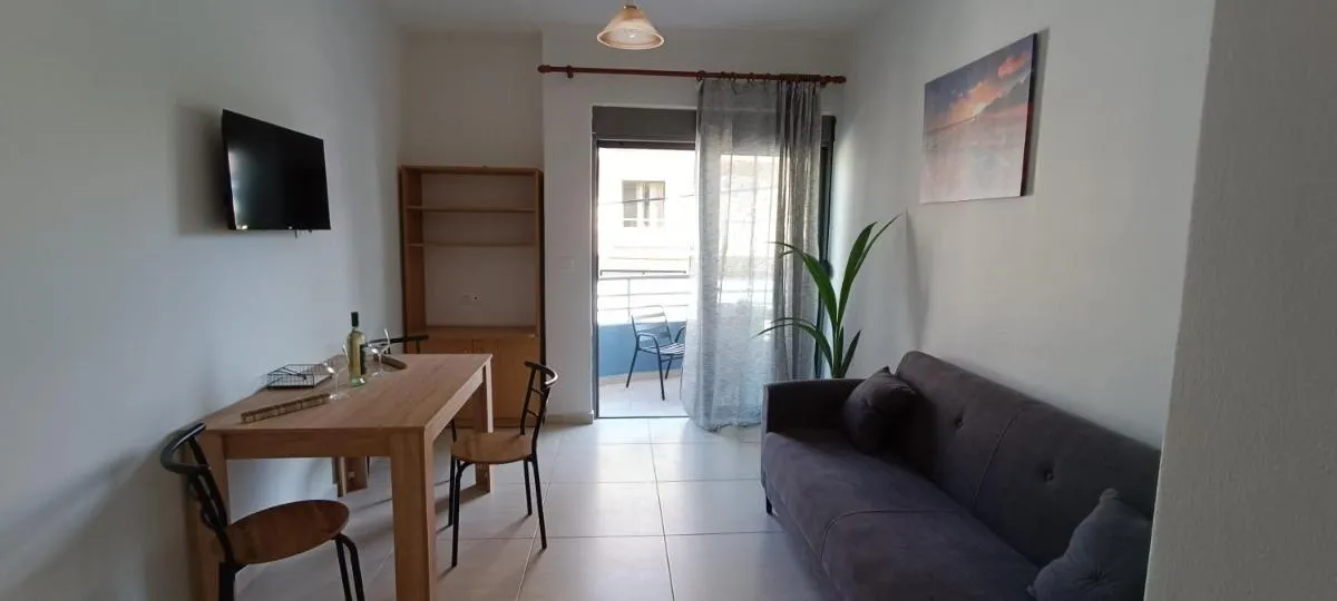 Image 4 of North Bay Apartments