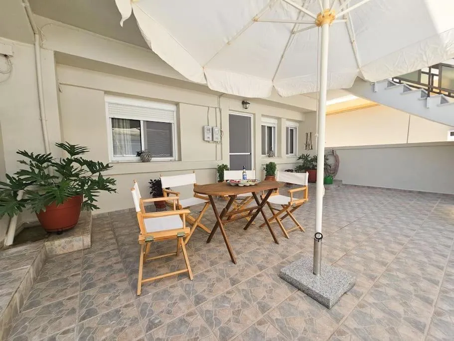 Image 3 of Ntina’s Apartment